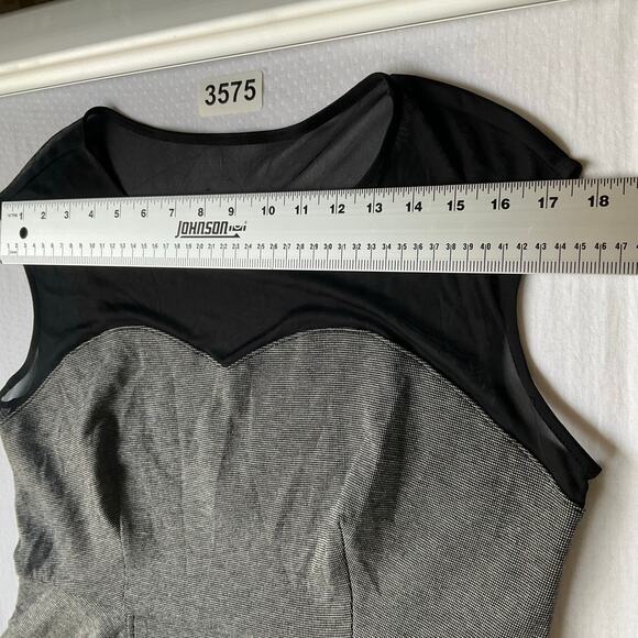 En Focus Petite Women Dress size 12P Sleeveless Sheer Top Peplum KneeLength Gray - Picture 2 of 10